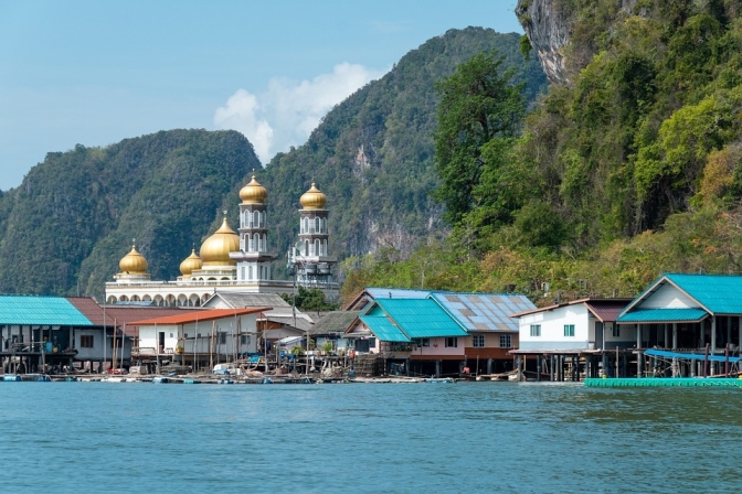 Savor the Flavors: Discover Thai Culinary Magic in Bangkok Cooking Classes!